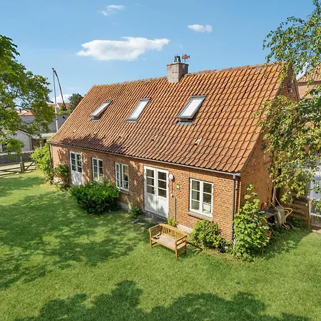 In With Wifi Holiday home